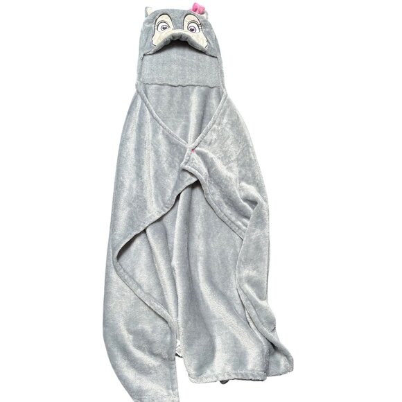 Great Wolf Lodge Hooded Grey Velvet Blanket - Picture 1 of 3